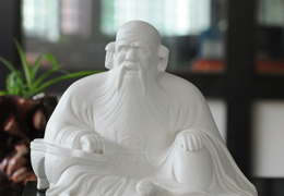 賞德化瓷塑作品《老君》感受泉州悠遠(yuǎn)道教文化