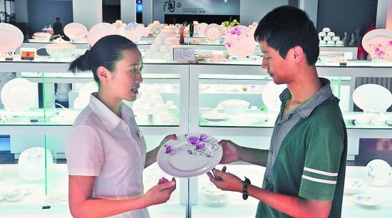 戴云山下鳳凰涅槃(圖)