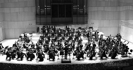 “中國電信之夜新年音樂會”陳燮陽激情四射