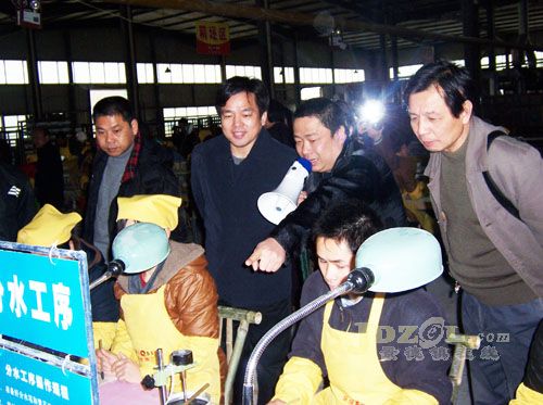 點(diǎn)擊圖片可在新窗口打開(kāi):