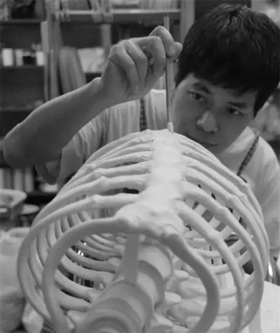 點(diǎn)擊圖片翻到下一頁(yè)>>