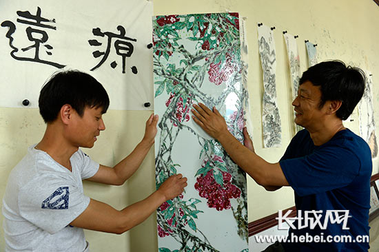 ����չʾ�Լ�����Ʒ�ɰ桶�T�����ۡ������ �z