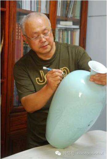 點擊圖片翻到下一頁>> 聚焦陶博會之二十二