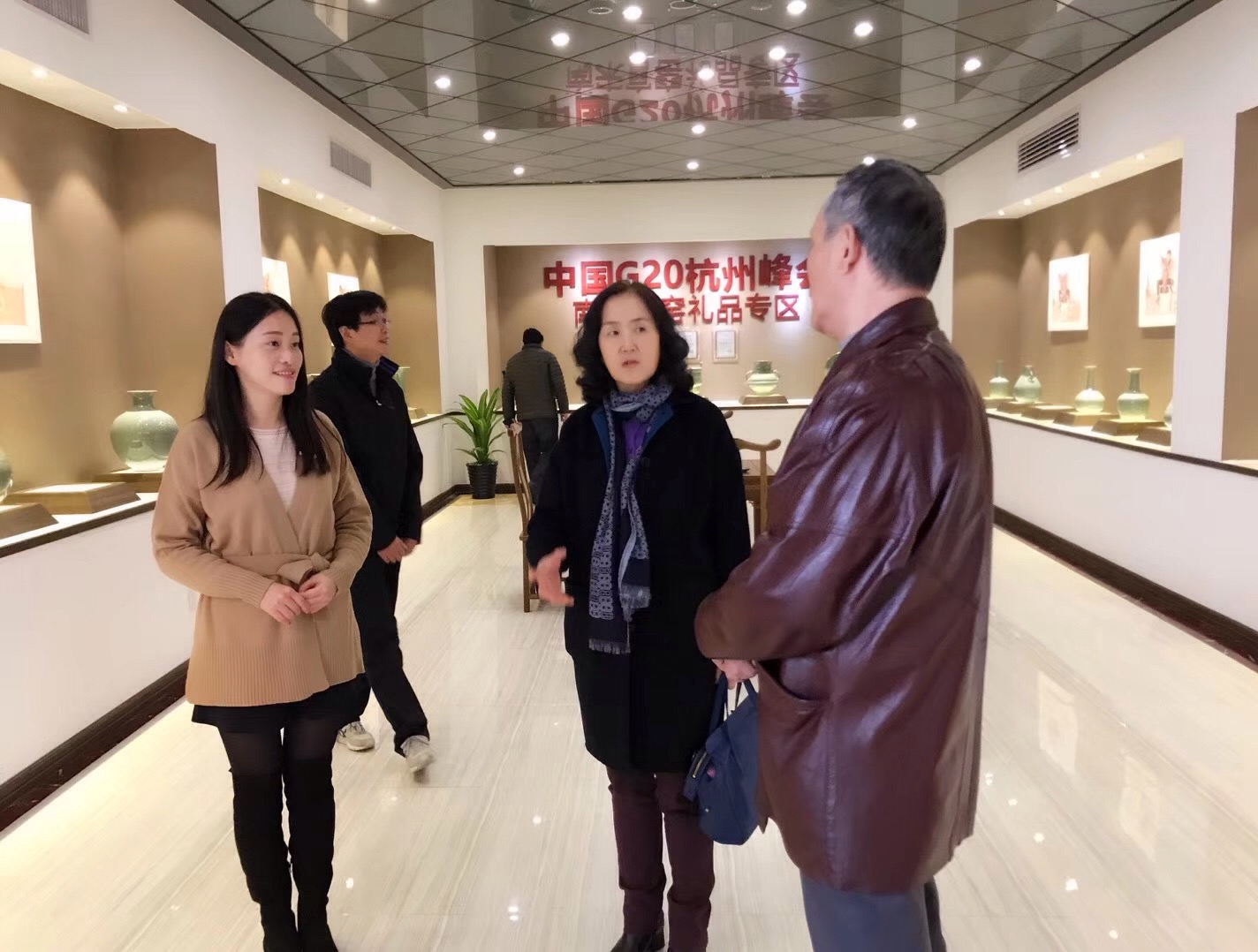 f592ab75c05d73ae26c7cab671fe212c.jpg f592ab75c05d73ae26c7cab671fe212c.jpg